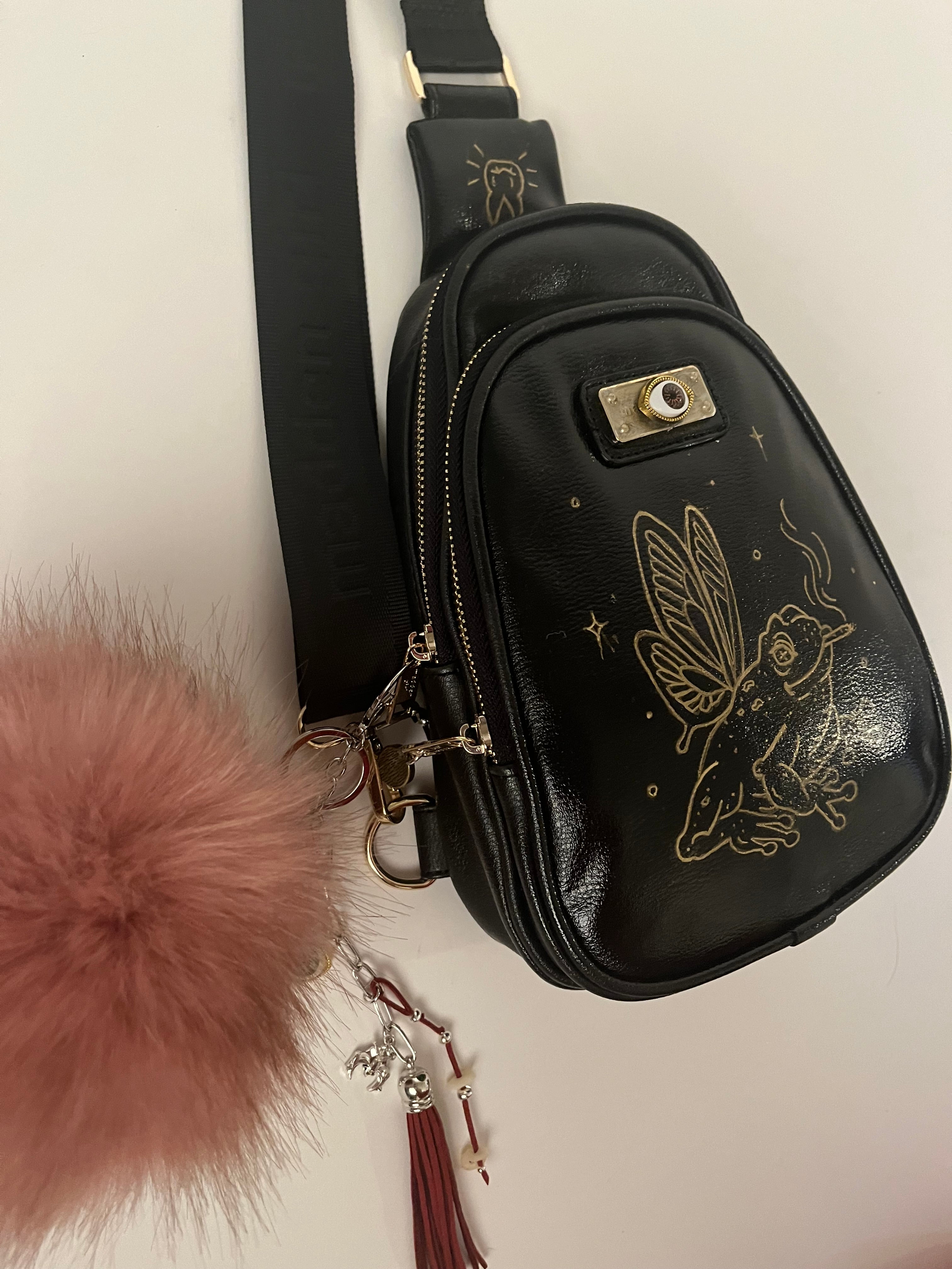 Crossbody Bag Smoking Frog