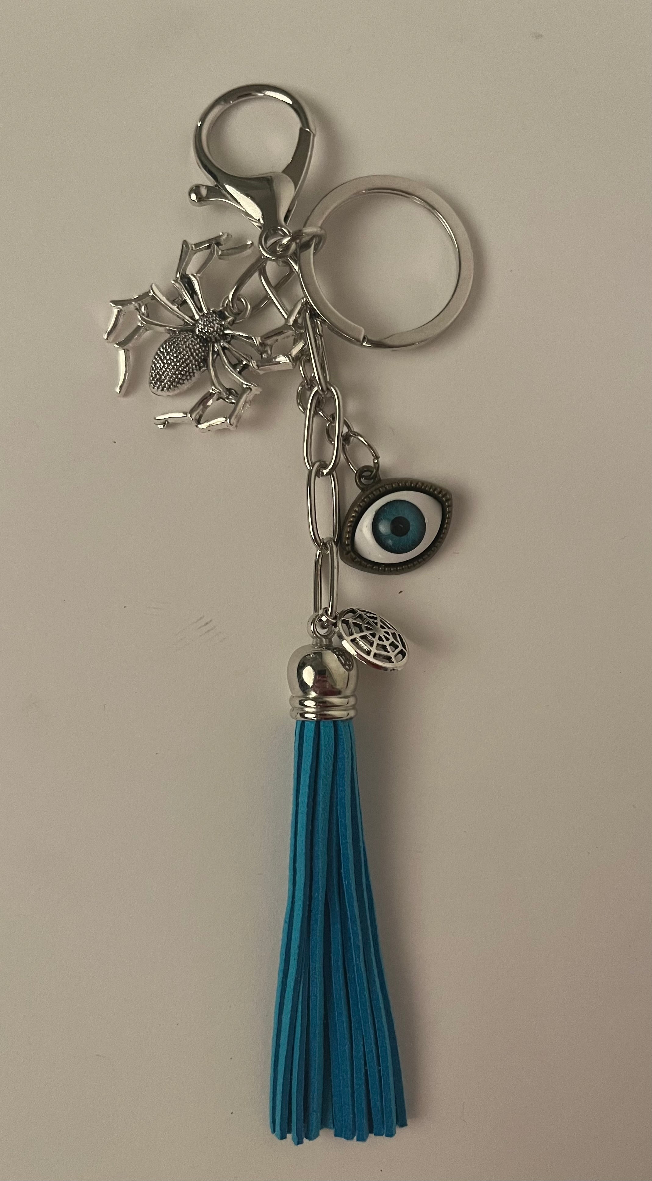 Solo Eye Chain Blue